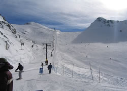 Skiing at Snow World Resort Ski Beijing