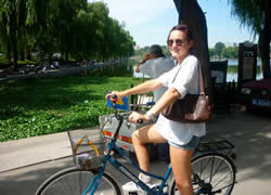 cycling around Houhai Lake