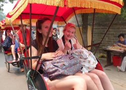 1 Day Beijing Tour of Hutong Rickshaw and Lama Temple