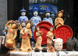 women band at Panjiayuan Market