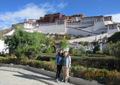 Sarah and her friend are visiting the Potala Palace.