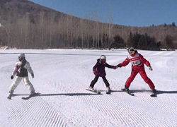 4 Days Beijing Harbin Round Train Tour with Jihua Ski Resort