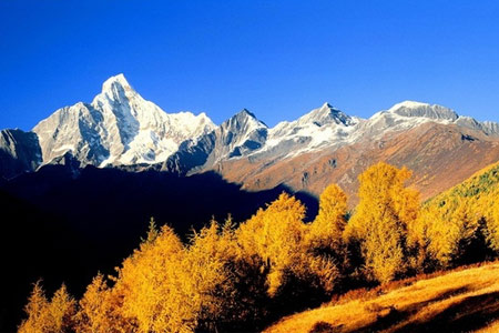 The Autumn of Siguniangshan in Chengdu